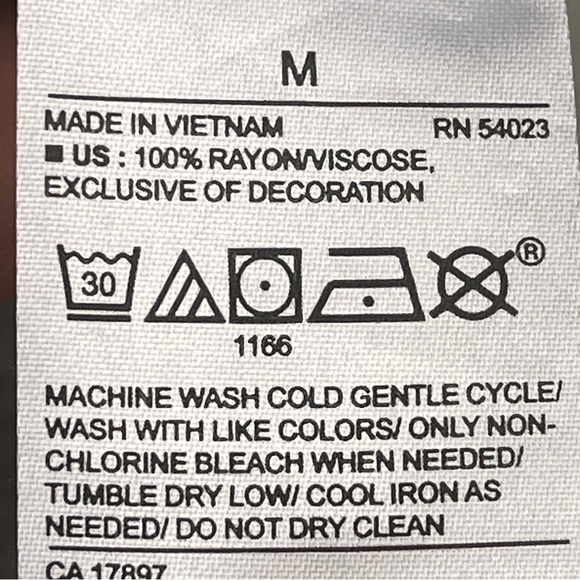 Banana Republic Viscose Sleeveless Top Medium Shimmer Trim - Picture 9 of 15